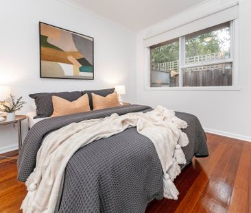 Brilliantly Located Two Bedroom Unit - Photo 3