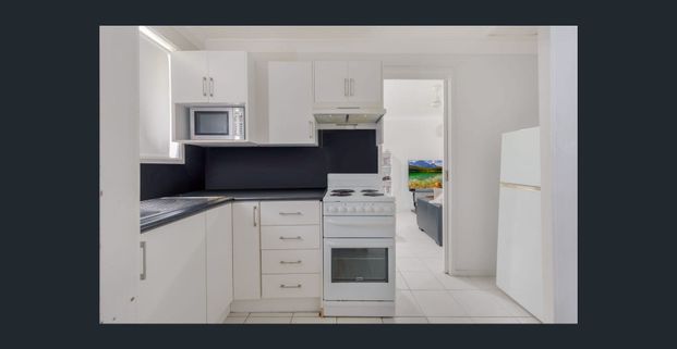 Modern Family Home in Prime Location - Photo 1