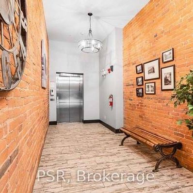 THE JUNCTION SPACIOUS BACHELOR EXPOSED BRICK - Photo 1