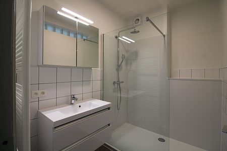 Volledig gerenoveerd appartement met 2 slaapkamers gelegen te centrum-Opwijk – ref.: 4211 - Photo 4