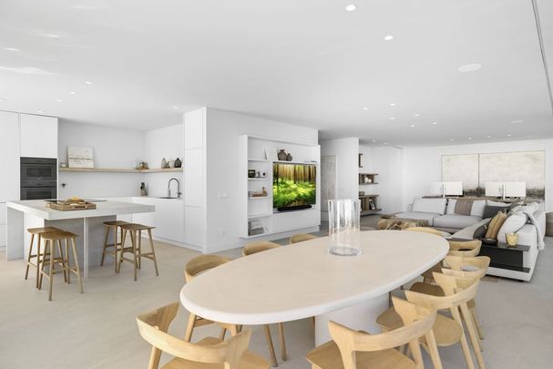 Luxury Villa for rent in Marbella, Spain - Photo 1