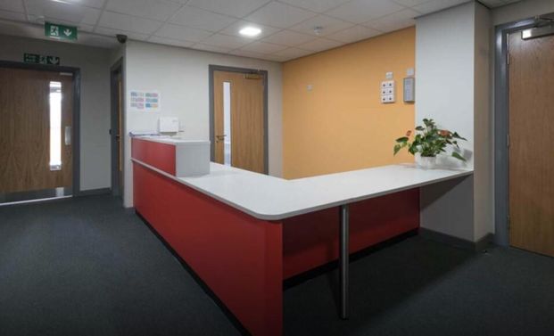 Studio to rent - Photo 1