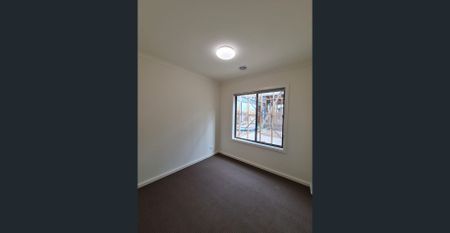 ALMOST BRAND NEW PERFECT HOME, PERFECT LOCATION - Photo 5