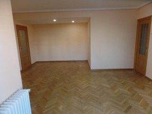 Piso en alquiler en Pablo Iglesias - Photo 2