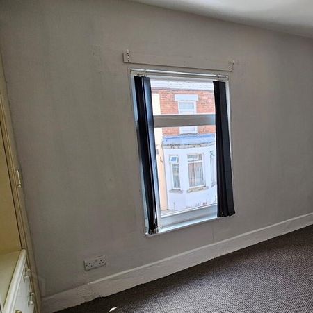 20 Dewey Street, Belfast, BT13 3GT - Photo 3