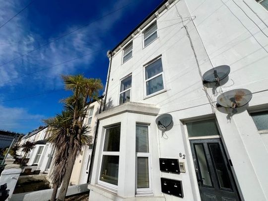 Longstone Road, Eastbourne - Photo 1