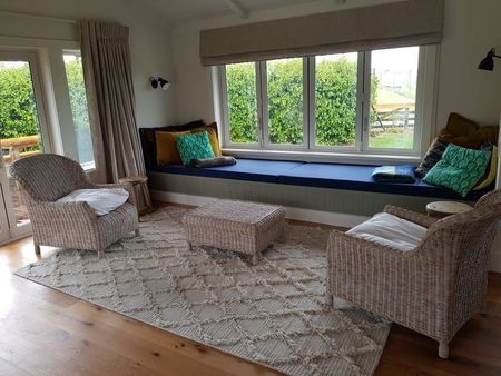 Vineyard Cottage - Photo 3