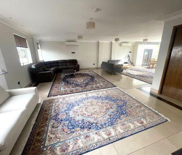 5 bedroom detached house to rent - Photo 5