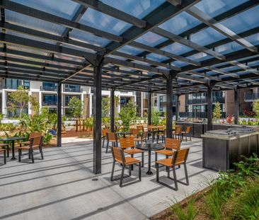 MODERN 1 BED SITUATED IN A DESIGNER COMPLEX WITH TOP FACILITIES - Photo 2