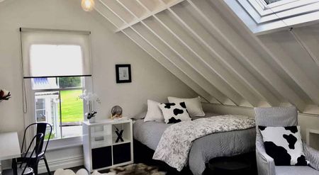 Funky Studio (Fully Furnished) - Photo 3