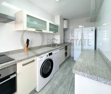 3 room luxury Flat for rent in Alicante, Spain - Photo 1