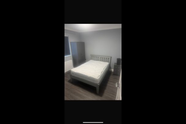 Room in a Shared House, Harrowdene Road, BS4 - Photo 1