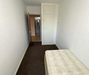 2 bedroom property to rent in Manchester - Photo 1