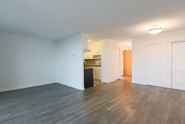 2003-4160 Sardis St, Burnaby - Photo 1