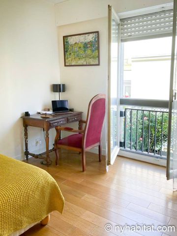 Logement à Paris, Location meublée - Photo 3