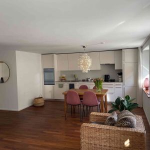 2.5 Zimmer, 63 m², 2. Stock - Photo 2