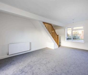 Manor Road, Keyworth, Nottingham - Photo 2