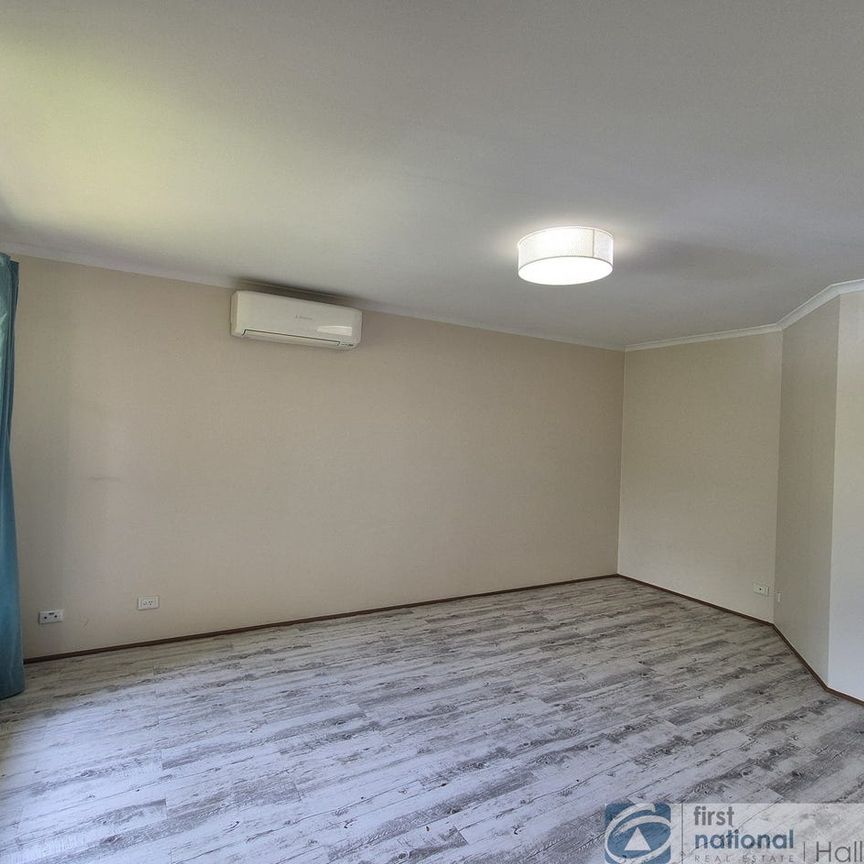 3 bedroom home in a great location - Photo 1