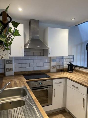 Marina Duplex Apartment, SA1, Swansea. - Photo 5