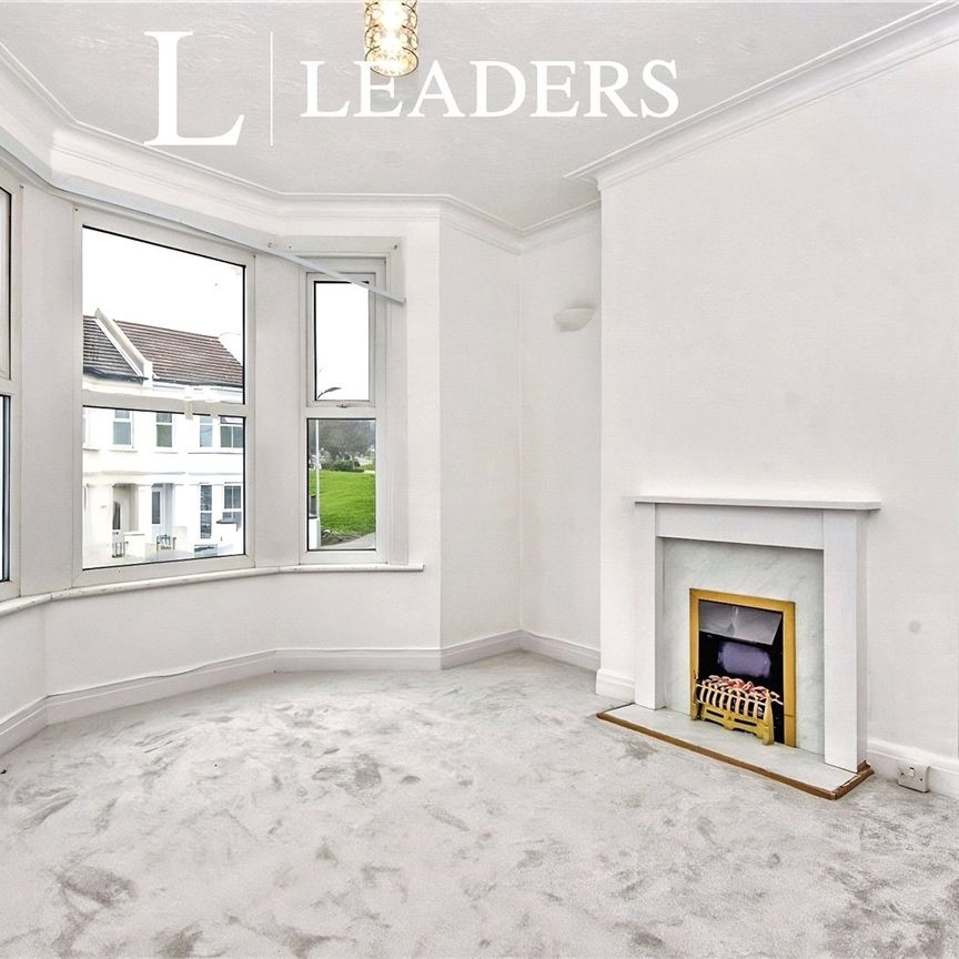 3 bedroom house to rent Hartington Road, SS1 - Photo 1