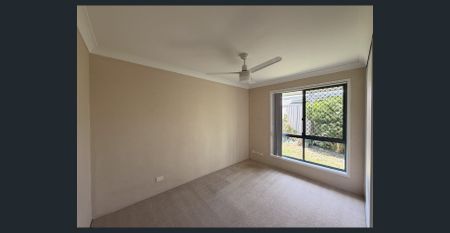 Spacious Family Home in Convenient Location - Photo 4