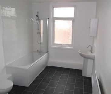 3 bedroom Terraced House to rent - Photo 6