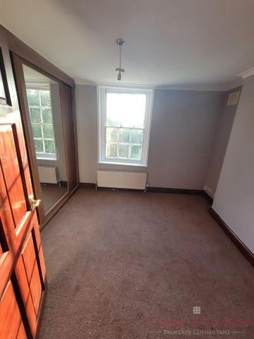 5 bedroom detached house to rent - Photo 4
