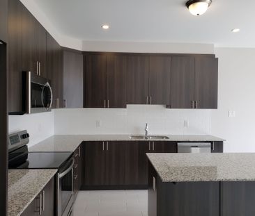 For Lease - 176 CRANESBILL Road, Kanata, Ontario - Photo 3