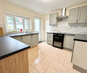 4 bedroom house to rent - Photo 6