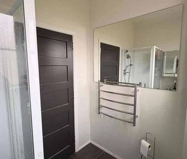 Huge Deck Fully fenced. Washer, Dryer Dishwasher. - Photo 4