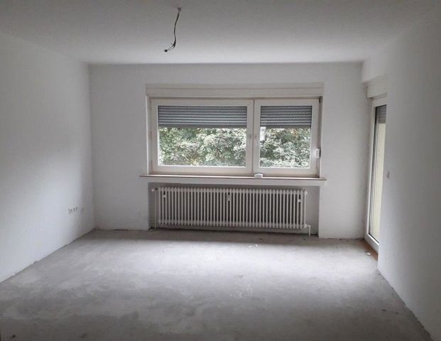 3-Zimmer-Wohnung mit neuem Bad und neuer Elektrik, frisch renoviert - Photo 1