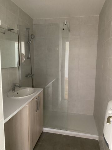 Location Appartement 3 pièces 62m² PAIMPOL 22500 - Photo 5