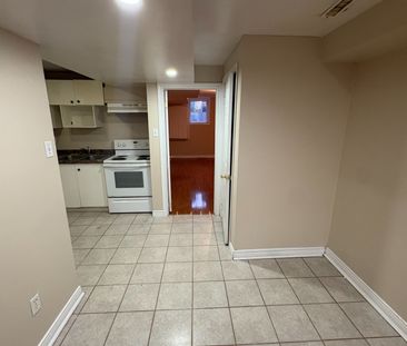 For Lease - 2 Fallstar Crescent, Brampton, Ontario - Photo 5