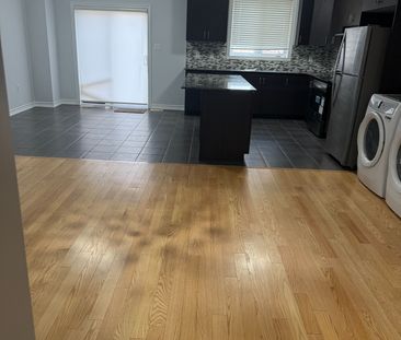 For Lease - 25 Sail Road, Brampton, Ontario - Photo 5