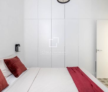 Magnificent furnished apartment for rent on Girona Street, in Dreta... - Photo 1