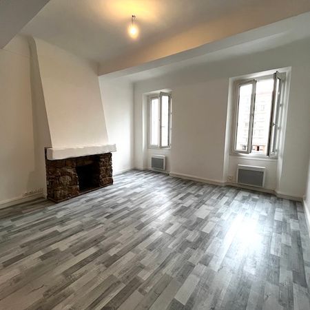 Location Appartement 2 pièces 42m² - Photo 3