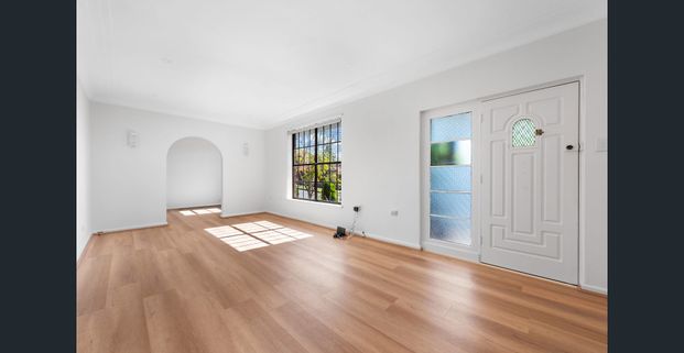 Modern Family Living - Photo 1