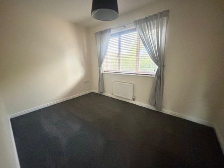 38 Hornbeam Close, S43 - Photo 2