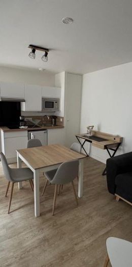 Appartement à louer, 1 pièce - Angers 49000 - Photo 1