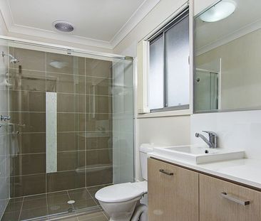 12/12 Kimberley Close, Redbank Plains QLD 4301 - House For Rent | D... - Photo 5