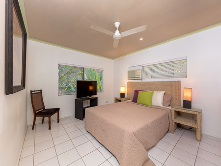 Unit 2, 20 Terebra St, Palm Cove, QLD - Photo 2