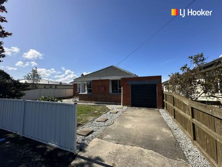 Tidy and spacious in Mosgiel! - Photo 5