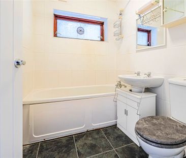 2 bed Maisonette for rent - Photo 5