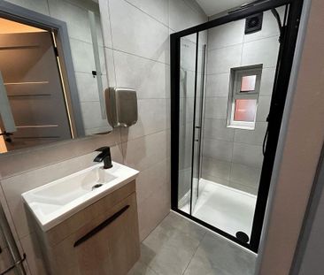 3 bedroom apartment to rent - Photo 5