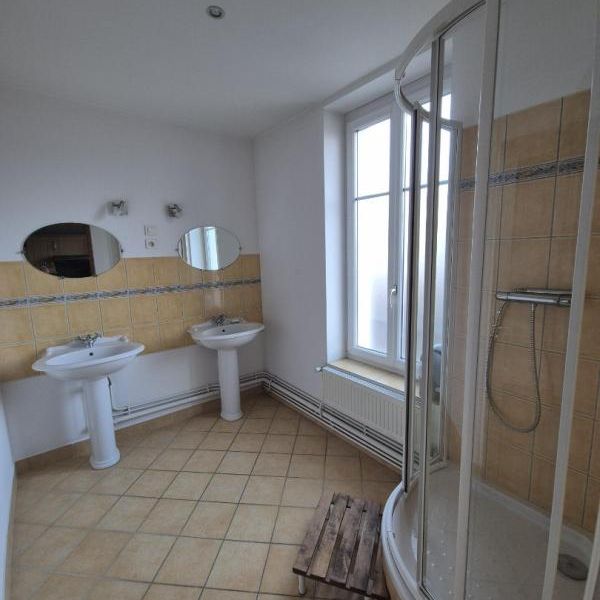 APPARTEMENT 3 pièce(s) - 71m² - Photo 1