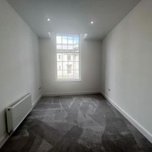 Lowgate, Hull - Photo 2