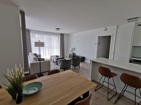 Frost B3.3 - Flat, 2 Chambre(s), 92 M2 - 1550€ - Foto 3