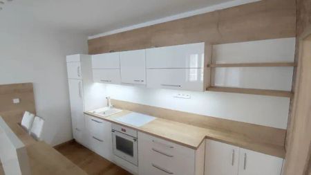 Pronájem bytu 3+kk (63 m - Fotografie 3