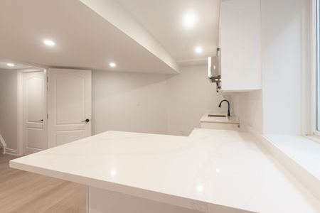 For Lease - 1182 Blueheron Boulevard Unit# Basement, Mississauga, Ontario - Photo 3