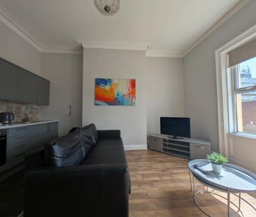 1 bedroom apartment to rent - Photo 2